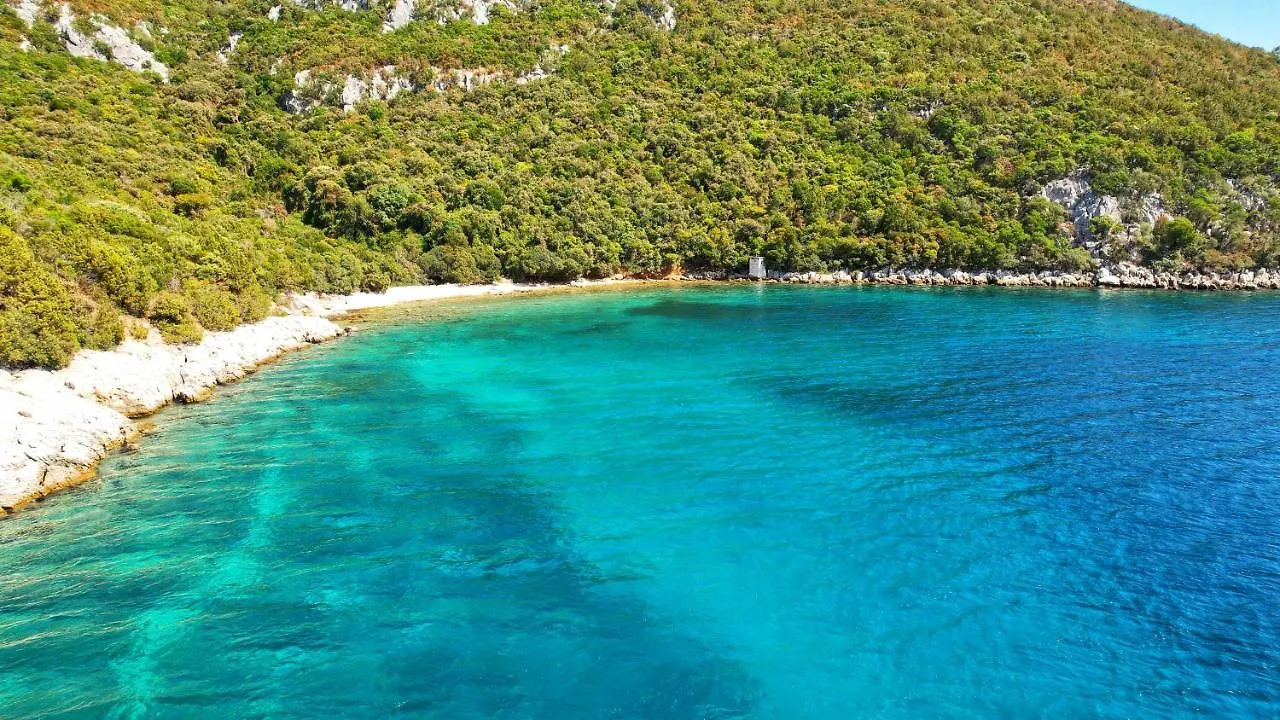 Apartmán Sunshine Place By The Beach Lukoran
