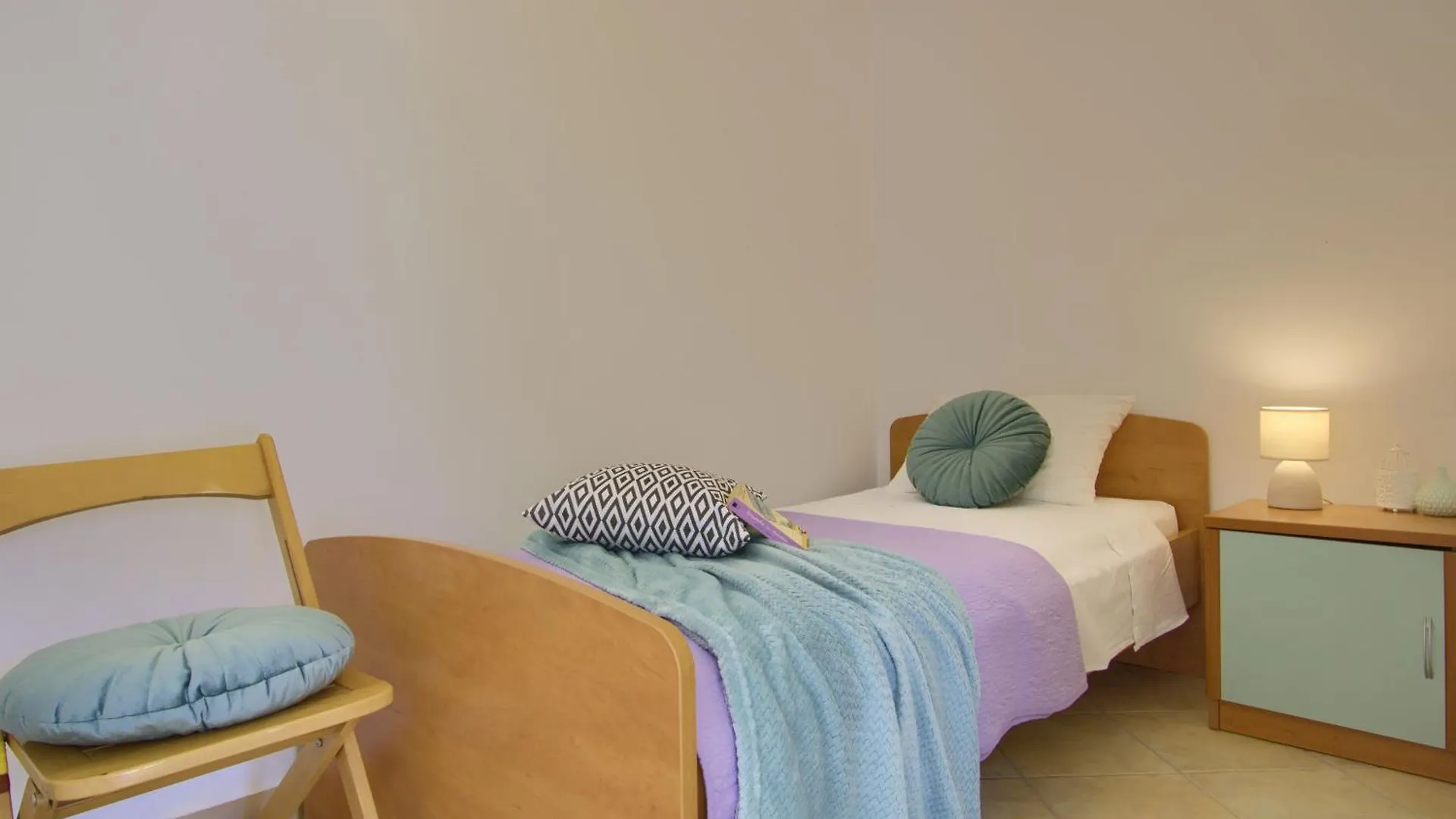 Apartmán Sunshine Place By The Beach Lukoran